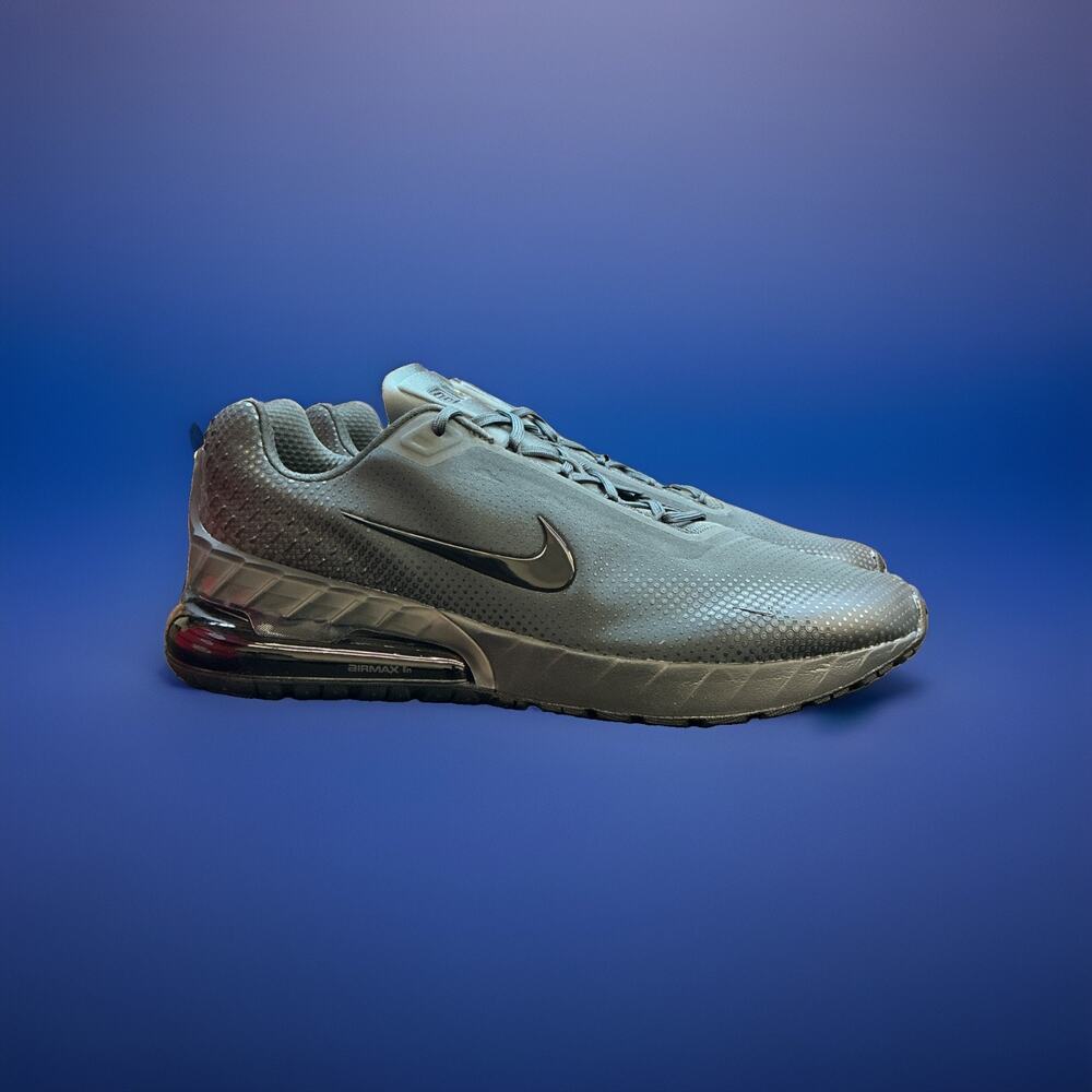Size 13 NIKE AIR MAX PHOENIX FZ5307 008